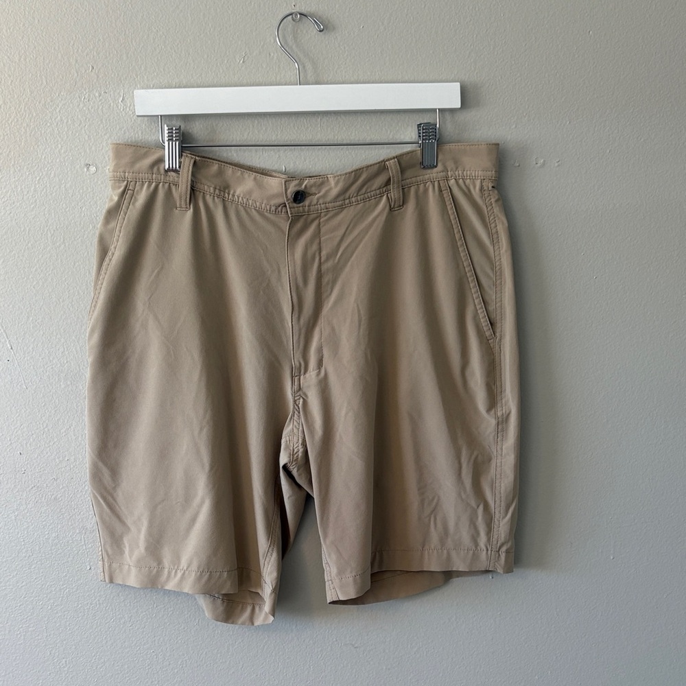 FootJoy Men's Tan Flat Front Shorts